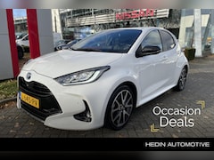 Toyota Yaris - 1.5 Hybrid Executive | 1ste EIGENAAR / NL AUTO | AUTOMAAT | NAVIGATIE | STOELVERWARMING |