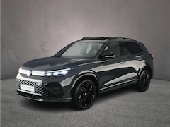 Volkswagen Tiguan - R-Line Edition 1.5 TSI eHybrid 272pk DSG Automaat Trekhaak, Panoramadak, Harman Kardon aud