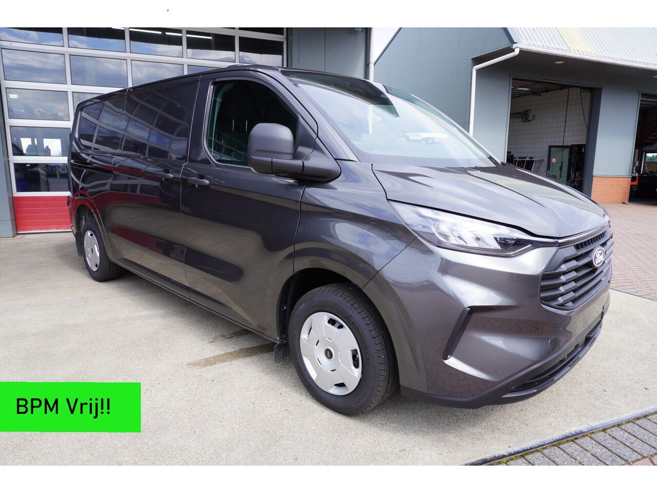 Ford Transit Custom - 320L 2.0 TDCI 136PK L2H1 Trend Nieuw Model Nr. V035 | Airco | Cruise | Camera | Apple CP- - AutoWereld.nl