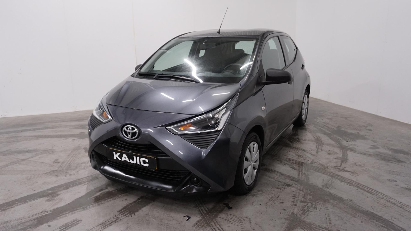 Toyota Aygo - 1.0 VVT-i x-fun 1.0 VVT-i x-fun - AutoWereld.nl
