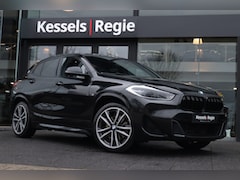 BMW X2 - xDrive25e M-sport Keyless Camera El.klep 19” CarPlay Stoelverwarming DAB