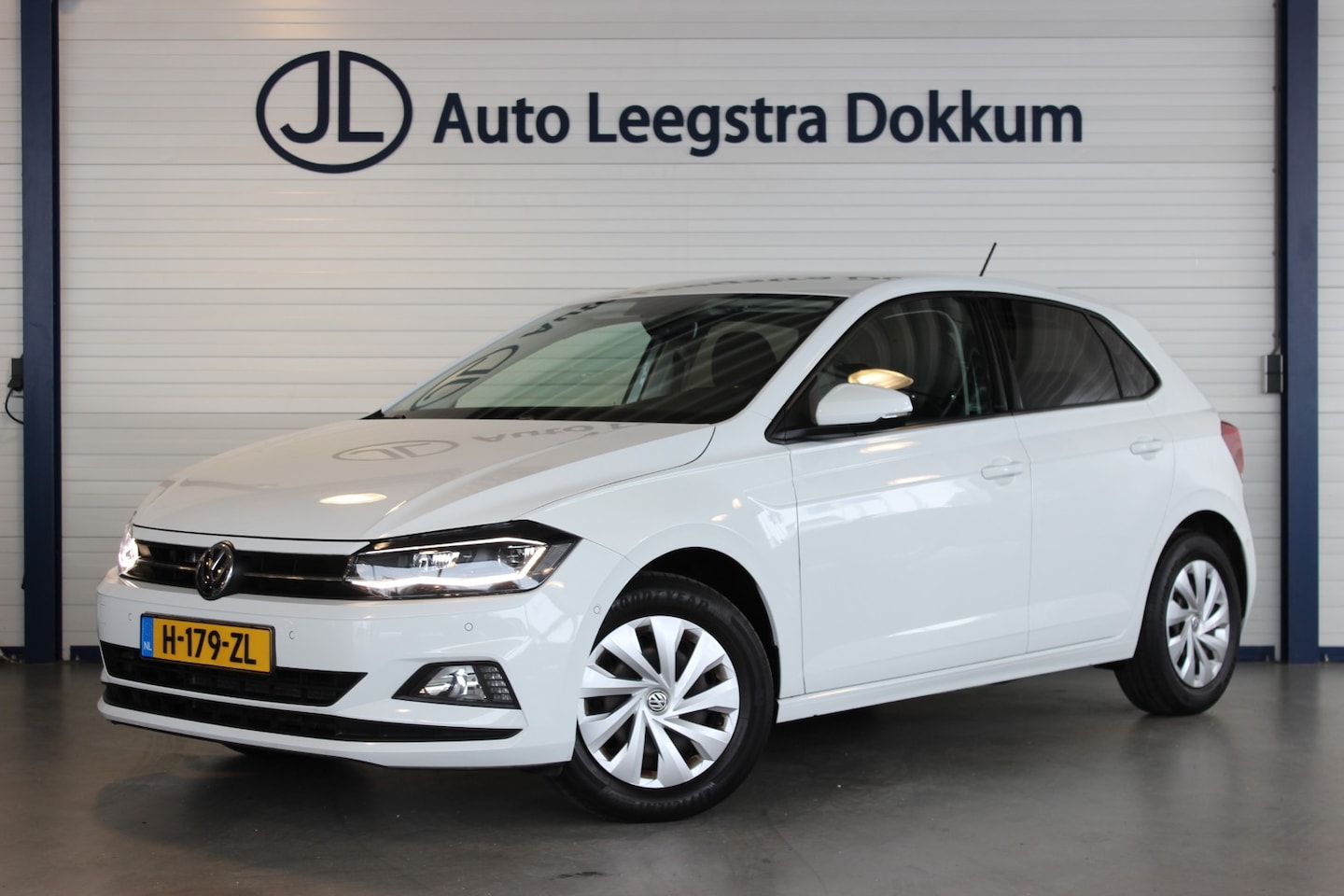 Volkswagen Polo - 1.0 TSI Comfortline Business 1e eigenaar | Full LED | Automaat | Clima | Carplay | Navi | - AutoWereld.nl