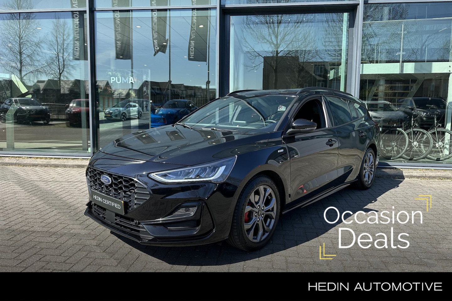 Ford Focus Wagon - 1.0 EcoBoost Hybrid ST Line Style | Navigatie | Winter Pack | Achteruitrijcamera - AutoWereld.nl