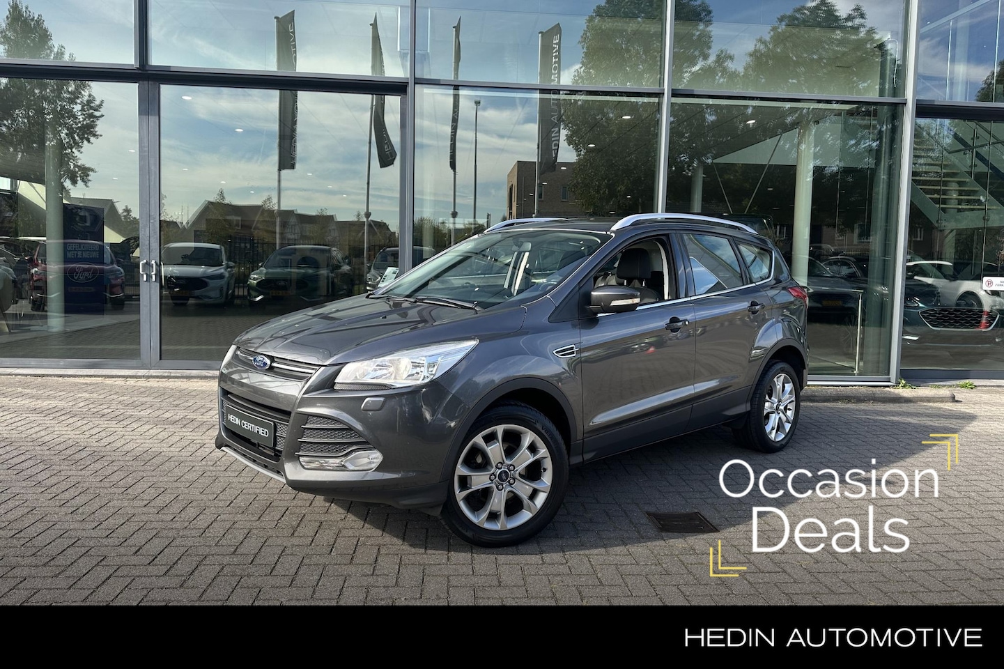 Ford Kuga - 1.5 EcoBoost 150PK Titanium | 2000KG trekgewicht | 18'inch | Stoelverwarming | Voorruit ve - AutoWereld.nl