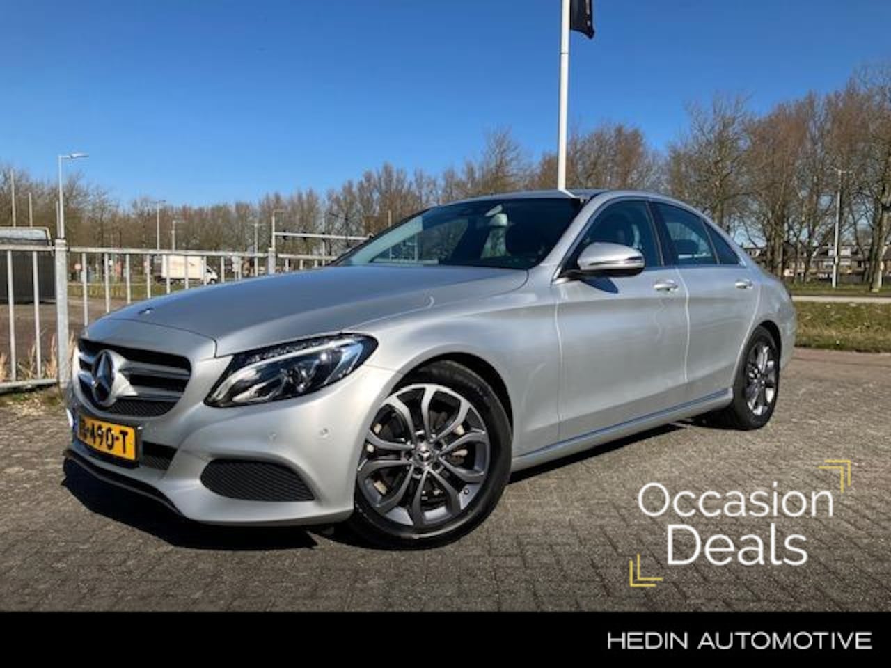 Mercedes-Benz C-klasse - 180 Sport Edition Premium Plus Automaat | Afn. trekhaak - AutoWereld.nl