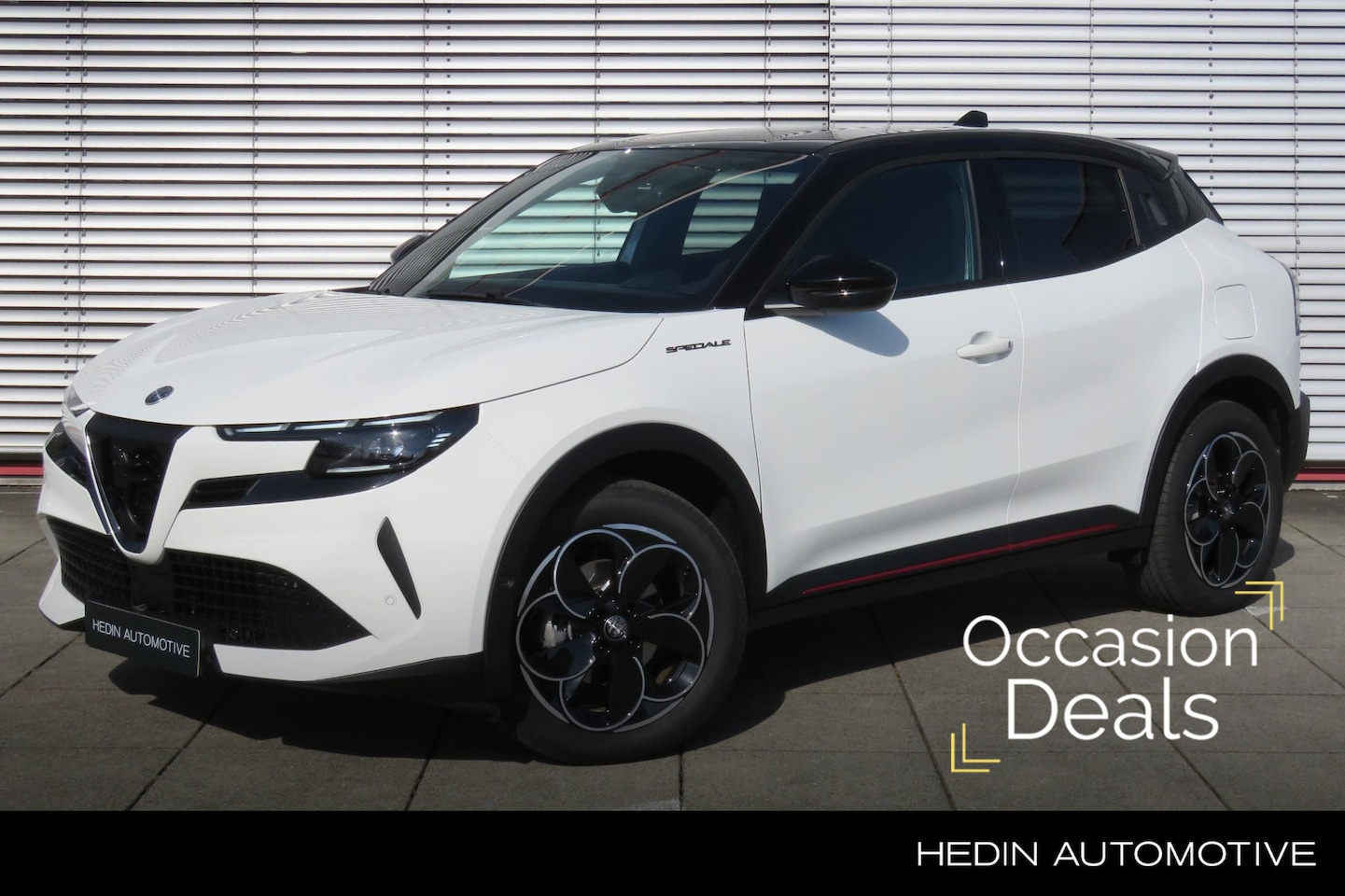 Alfa Romeo Junior - Elettrica Speciale 54 kWh Sportpakket | Apple carplay/Android auto | Warmtepomp | Keyless - AutoWereld.nl