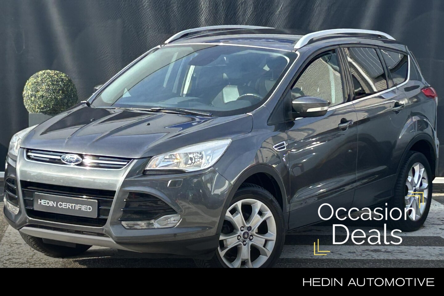 Ford Kuga - 1.5 Titanium 150pk | Winterpakket | Trekhaak | 2.000kg trekgewicht - AutoWereld.nl