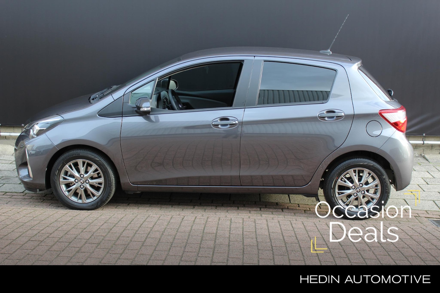 Toyota Yaris - 1.5 VVT-i Dynamic Navigatie | Cruise control | - AutoWereld.nl