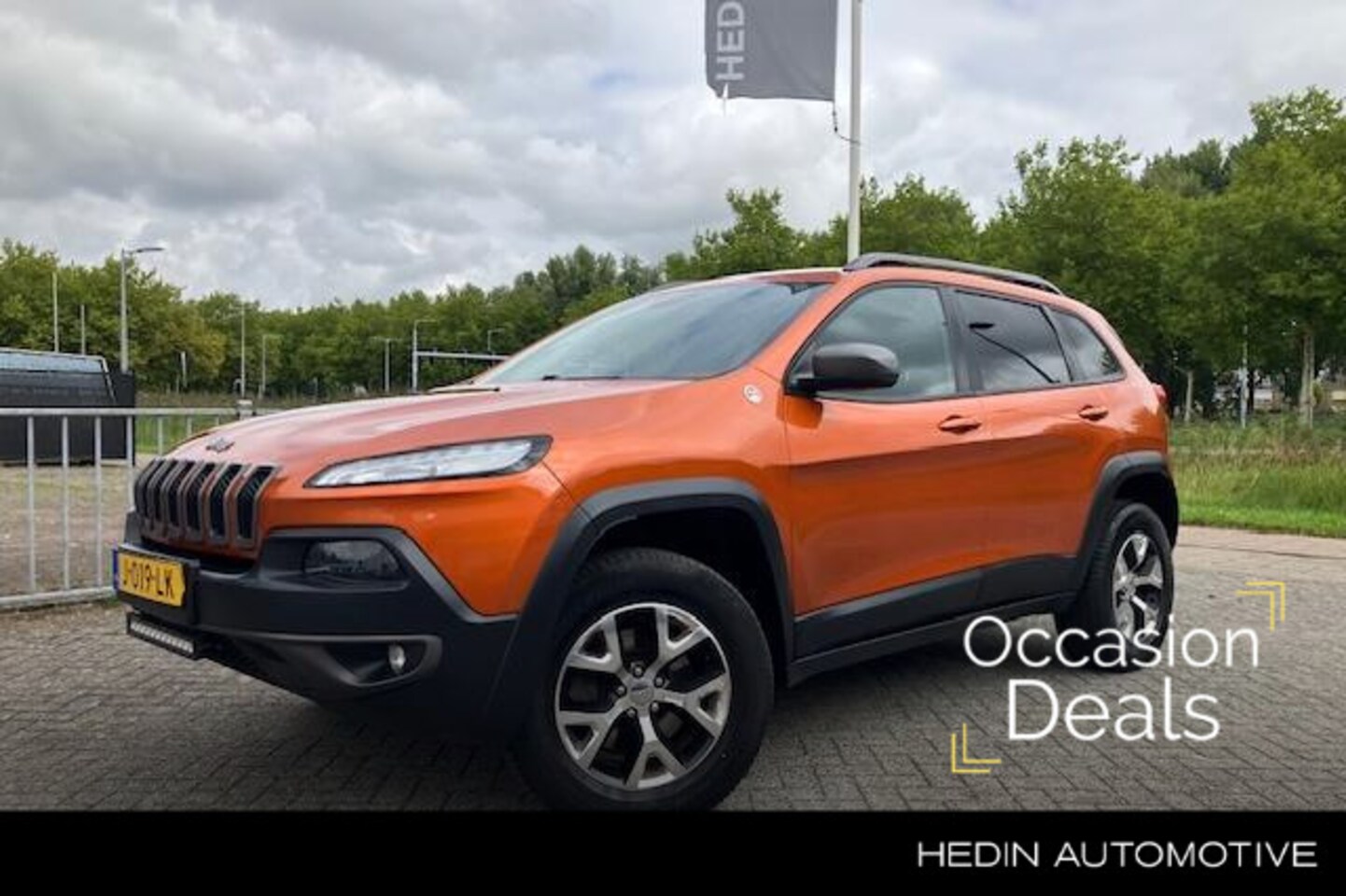 Jeep Cherokee - 3.2 V6 272PK Limited AWD Automaat - AutoWereld.nl
