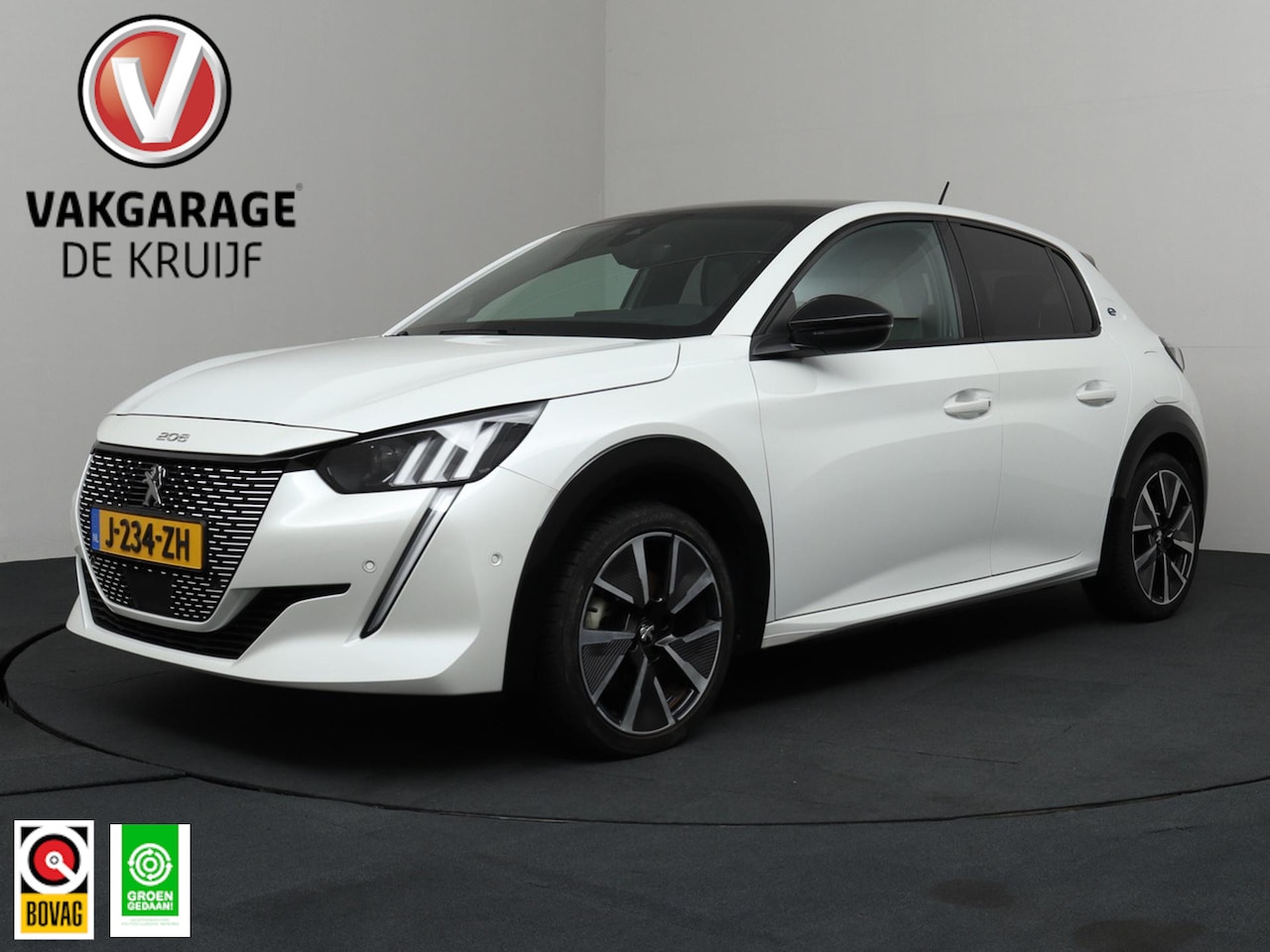Peugeot e-208 - EV GT 350 50 kWh | SoH 91,8% | Pano | ACC | Camera! - AutoWereld.nl