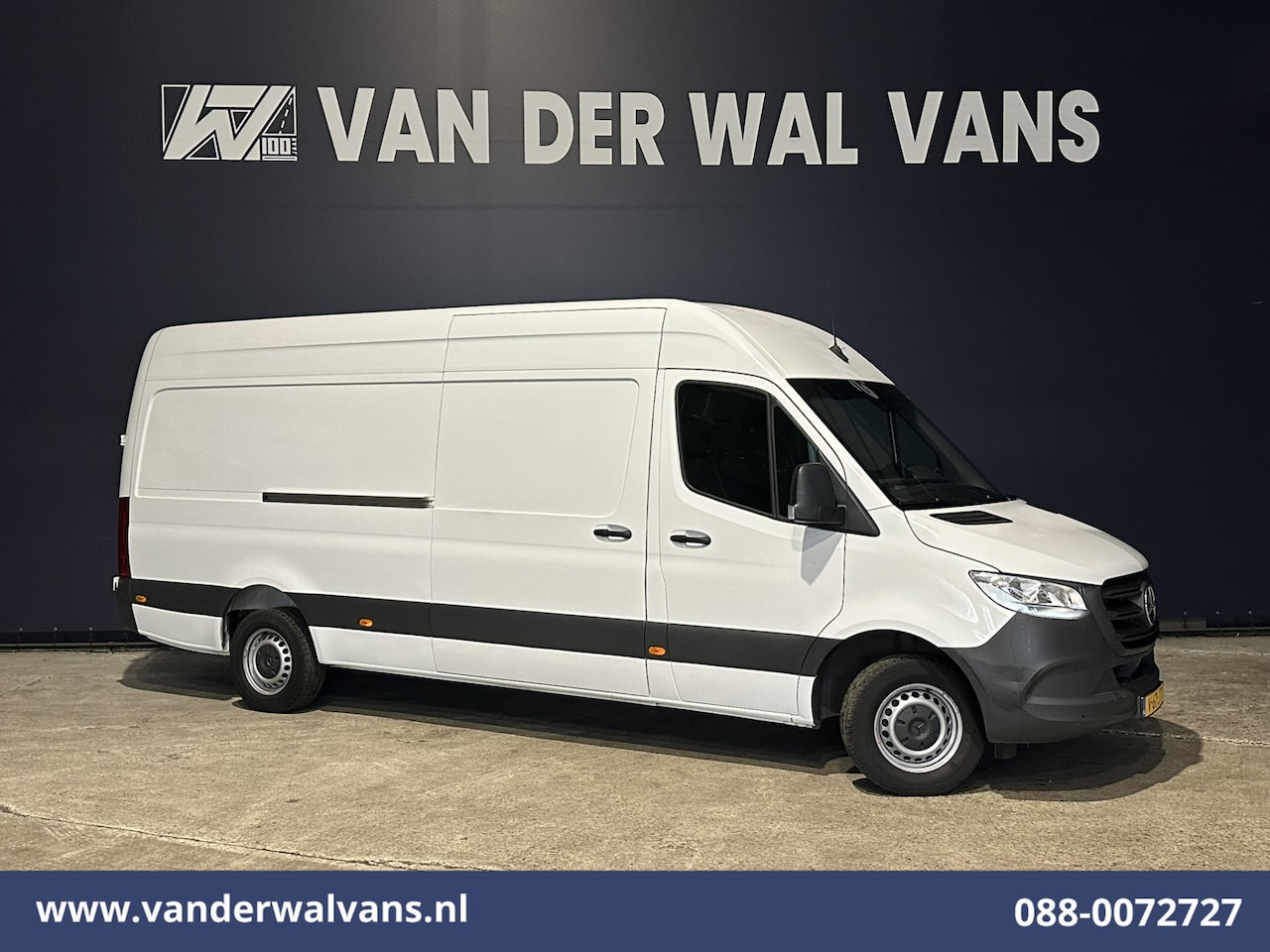 Mercedes-Benz Sprinter - 317 CDI 170pk L3H2 Euro6 Airco | Camera | Apple Carplay | Cruisecontrol | Stoelverwarming - AutoWereld.nl