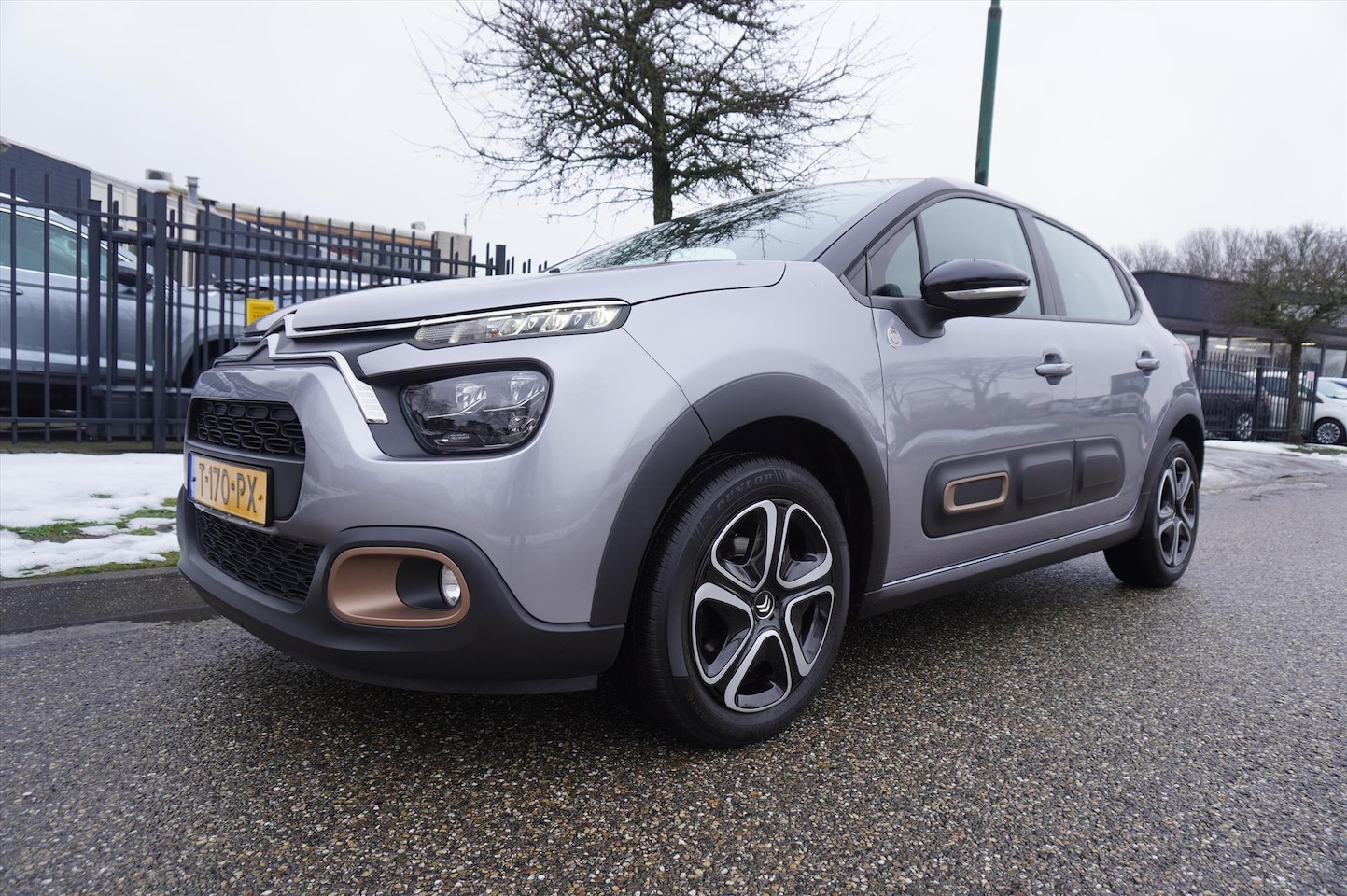 Citroën C3 - 1.2 PureTech 83pk S&S C-Series Multi Media Navigatie - AutoWereld.nl