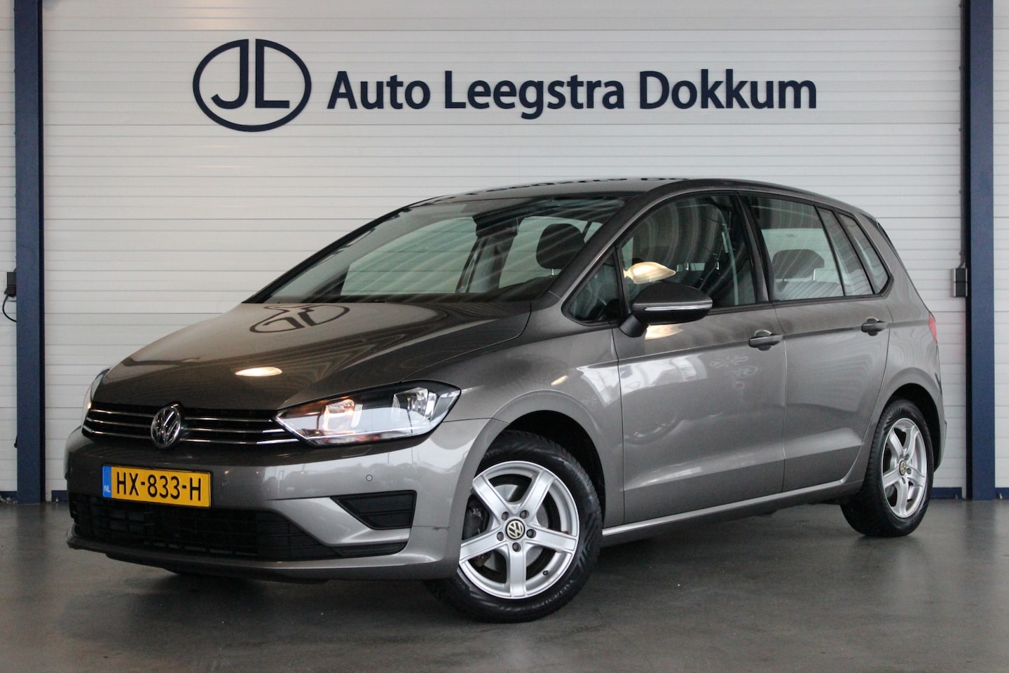 Volkswagen Golf Sportsvan - 1.2 TSI Comfortline Trekhaak | Cruise | Bluetooth | Clima | Navi | PDC V+A - AutoWereld.nl
