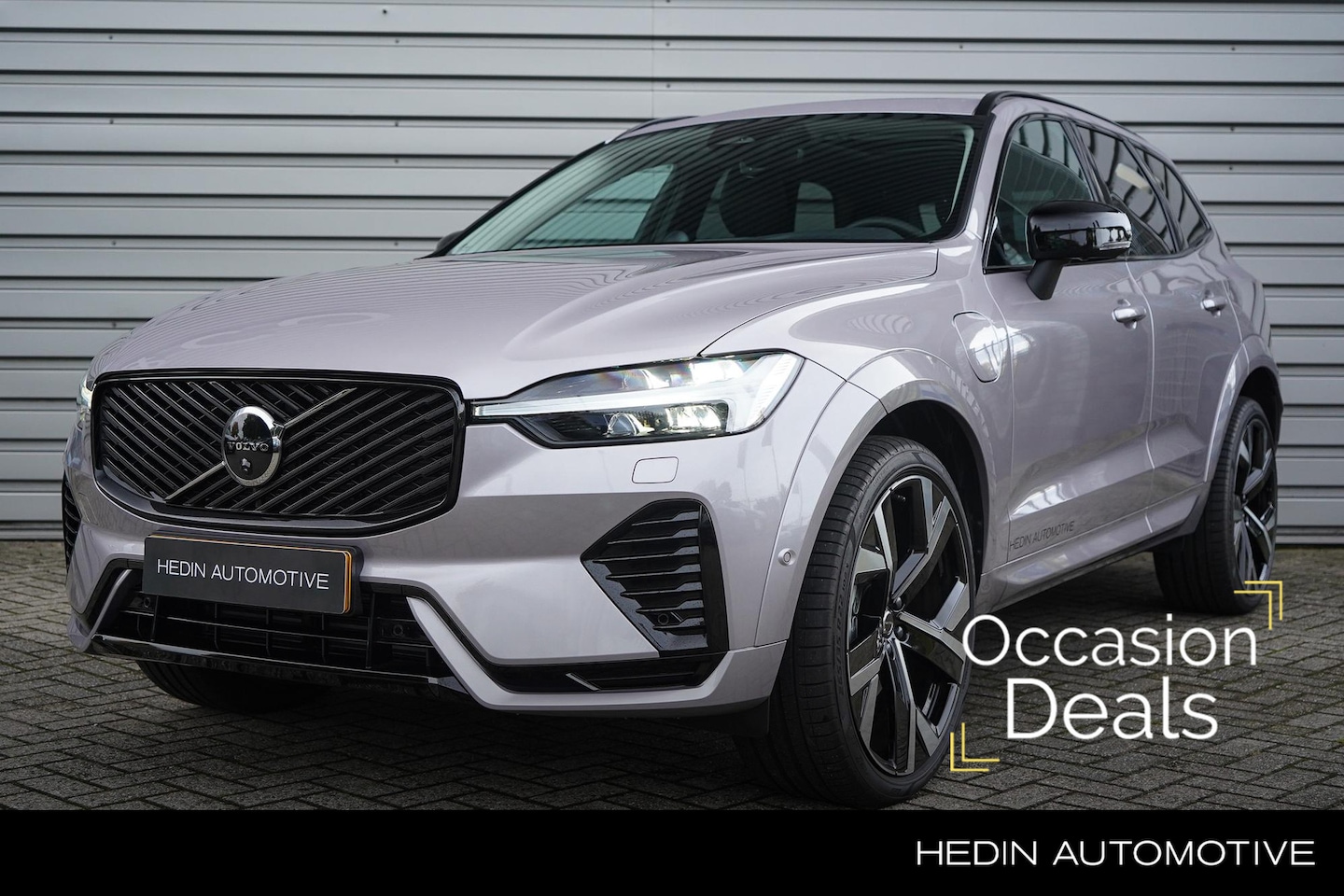 Volvo XC60 - 2.0 T6 Plug-in hybrid AWD Ultra Dark | Executive-pakket | 22"Velgen | Bowers & Wilkins aud - AutoWereld.nl