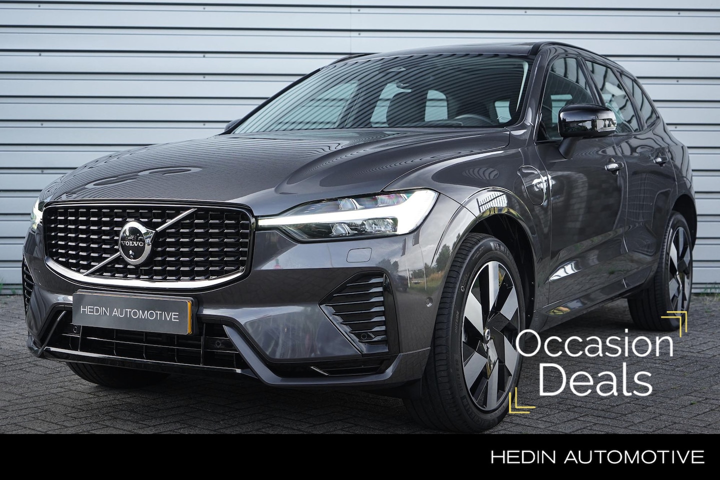 Volvo XC60 - 2.0 T6 Plug-in hybrid AWD Ultimate Dark | 2250 kg Trekgewicht | Google on Board | Electris - AutoWereld.nl