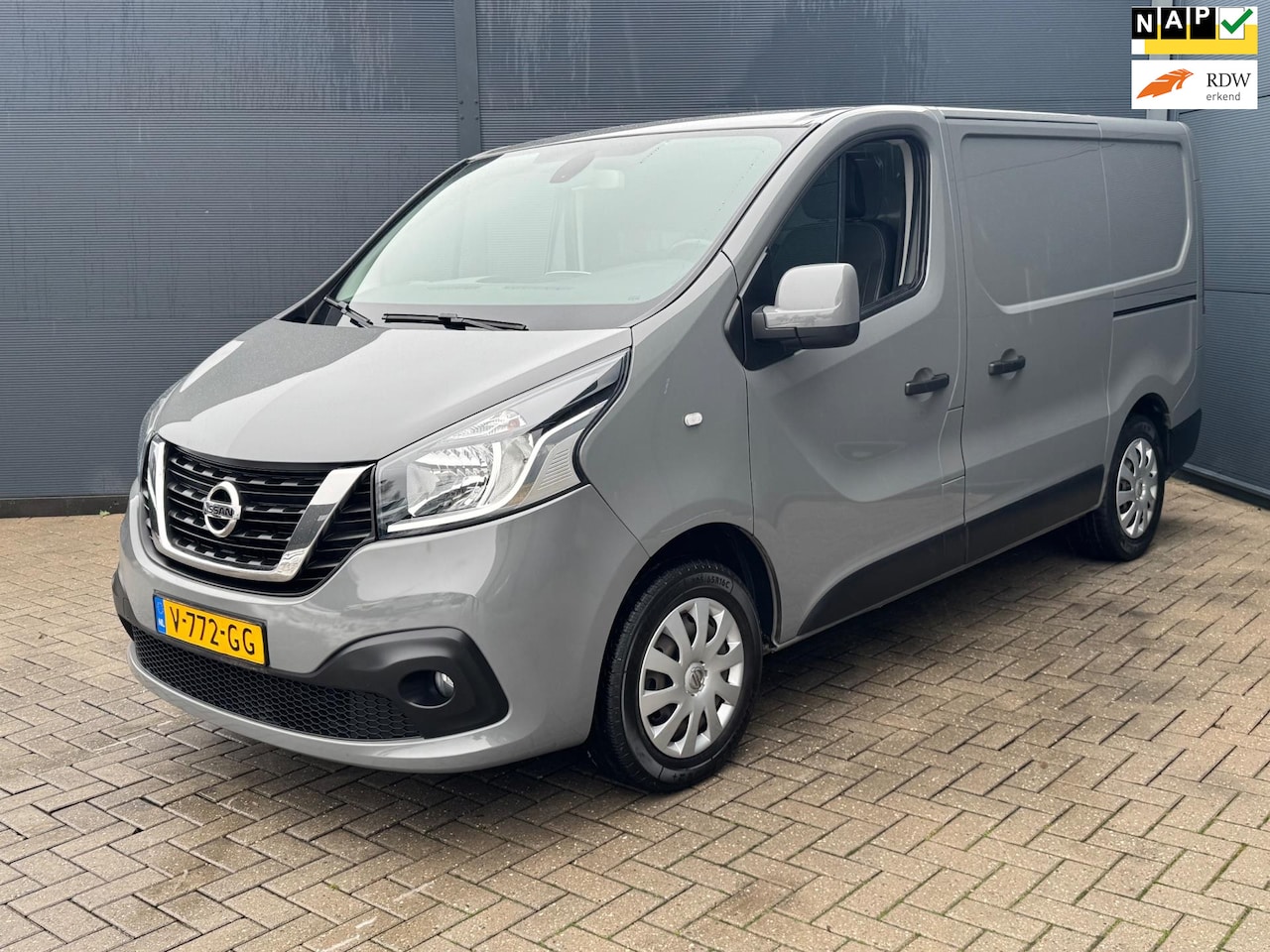 Nissan nv300 - 1.6 dCi 95 L1H1 / Camera / 2 x Zijdeur / Trekhaak - AutoWereld.nl
