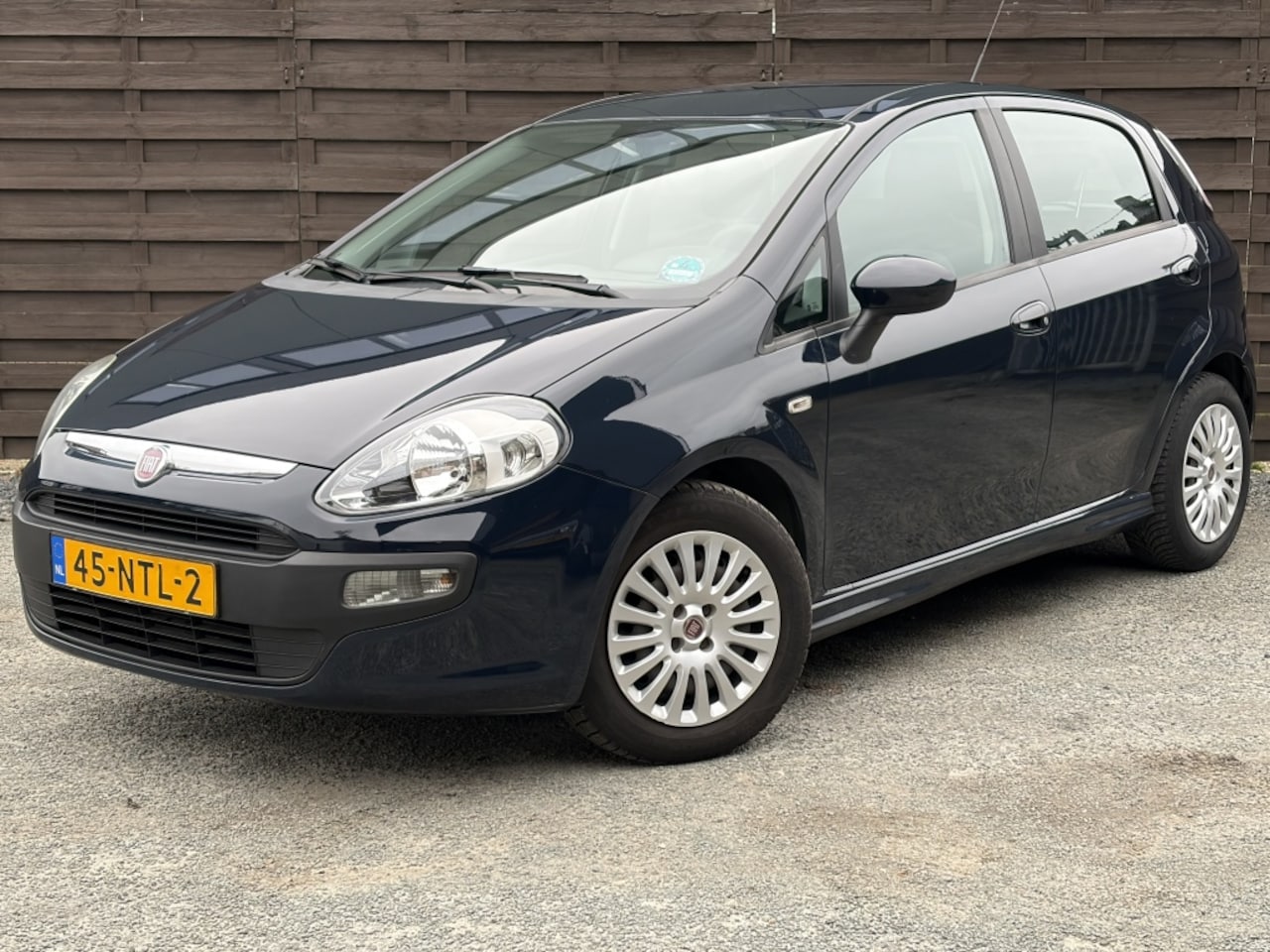 Fiat Punto Evo - 1.3 M-Jet Dynamic / 1e Eig / Dealer-auto / Lage KM / NAP - AutoWereld.nl