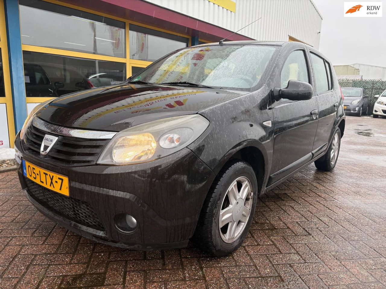 Dacia Sandero - 1.2 Blackline AIRCO - AutoWereld.nl