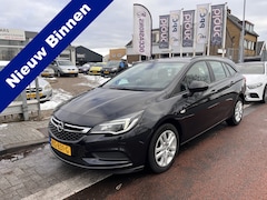 Opel Astra Sports Tourer - 1.0 Business+