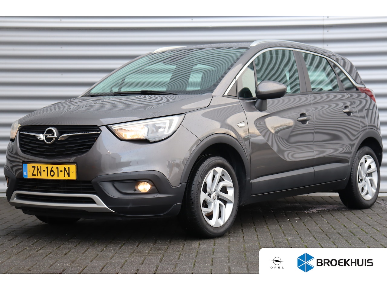 Opel Crossland X - 1.2 TURBO 110PK INNOVATION / NAVI / LEDER / CLIMA / LED / PDC / 16" LMV / BLUETOOTH / CRUI - AutoWereld.nl