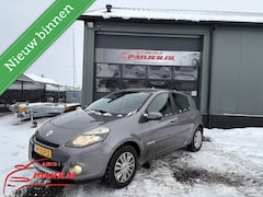 Renault Clio - 1.2 TCe "AIRCO+CRUISE+TREKHAAK+LMV"