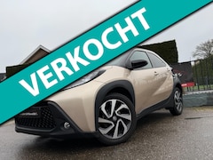 Toyota Aygo X - 1.0 VVT-i MT Premium -camera, Lmv*apple carplay etc etc