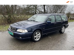 Volvo V70 - 2.4 170pk Classic Nieuwe APK Inruil is mogelijk