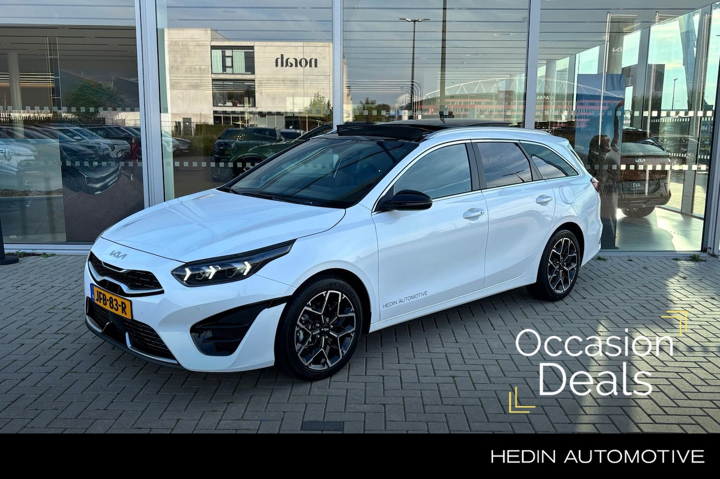 Kia Cee'd Sportswagon - Ceed 1.5 Turbo Automaat GT-Line | Navigatie | Camera | Panodak | Adapt. Cruise Control | P - AutoWereld.nl