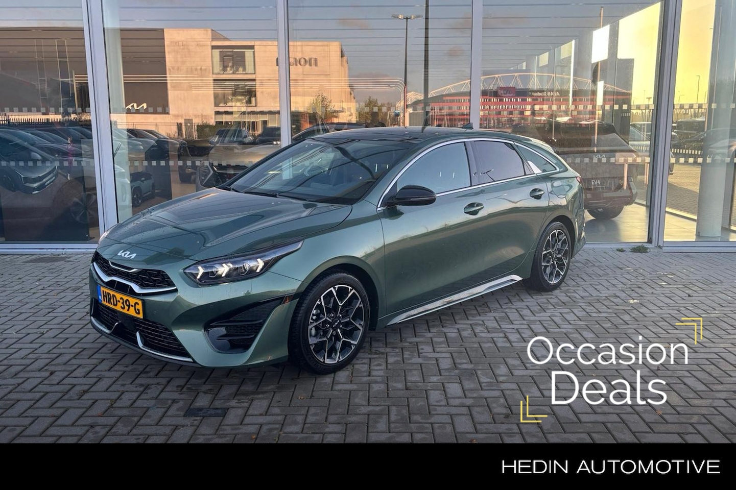 Kia Pro cee'd - 1.5 Turbo 140PK GT-Line Aut. | El. Glazen Panoramadak | Navigatie | Sportstoelen | Stoel/s - AutoWereld.nl