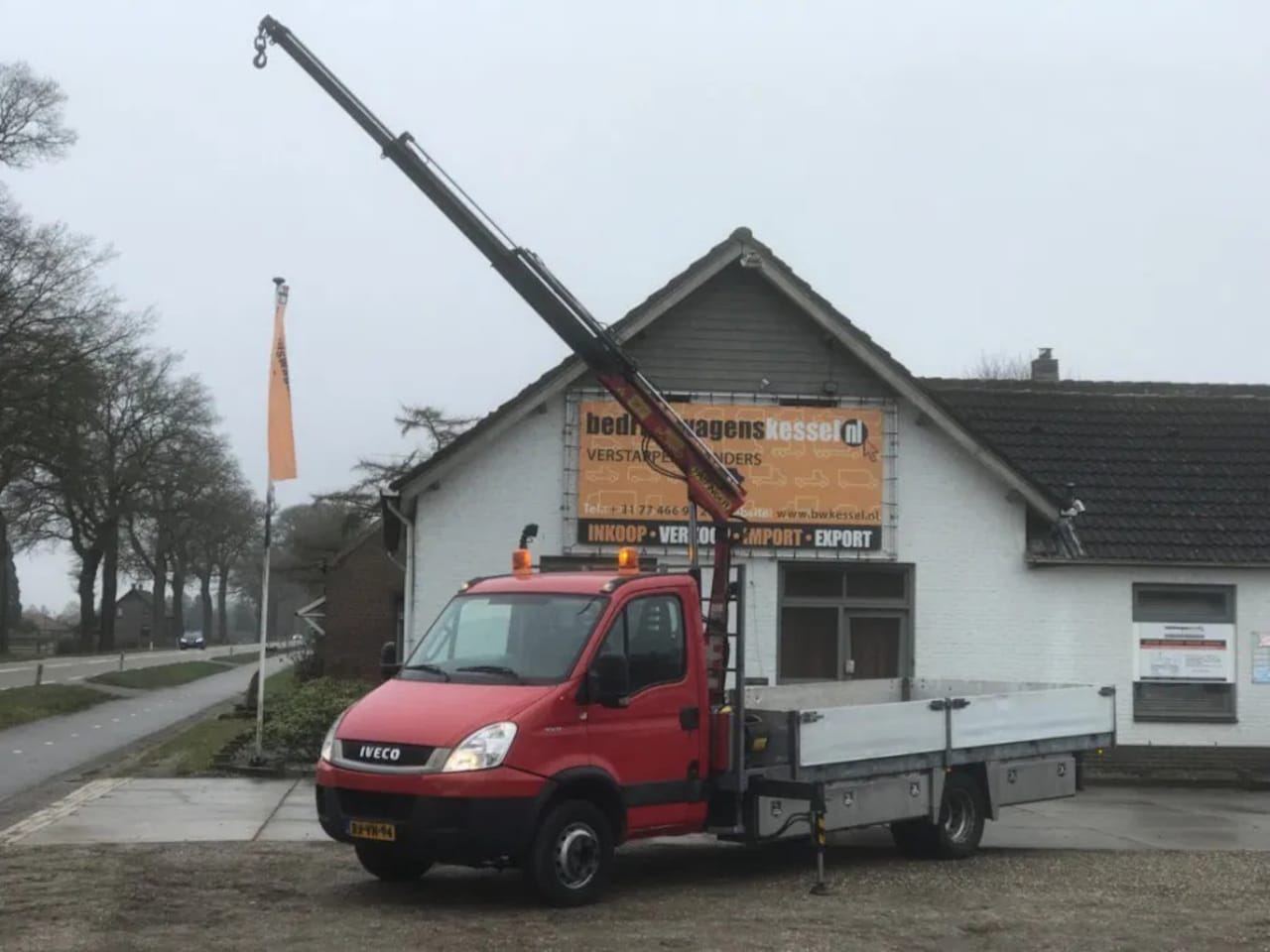 Iveco Daily - 70C17 3.0 HPi Open Laadbak Palfinger Kraan AC - AutoWereld.nl