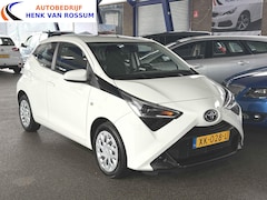 Toyota Aygo - 1.0 VVT-i x-play Camera | Bluetooth | Airco | 5 deurs | NAP
