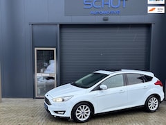 Ford Focus - 1.0 Titanium XENON | PANO | CLIMA | CRUISE CONTROL | STOELVERWARMING | PDC | SYNC