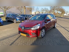 Renault Clio Estate - 0.9 TCe Intens | Navigatie | Camera achter | Parkeersensoren voor + achter | Cruise contro