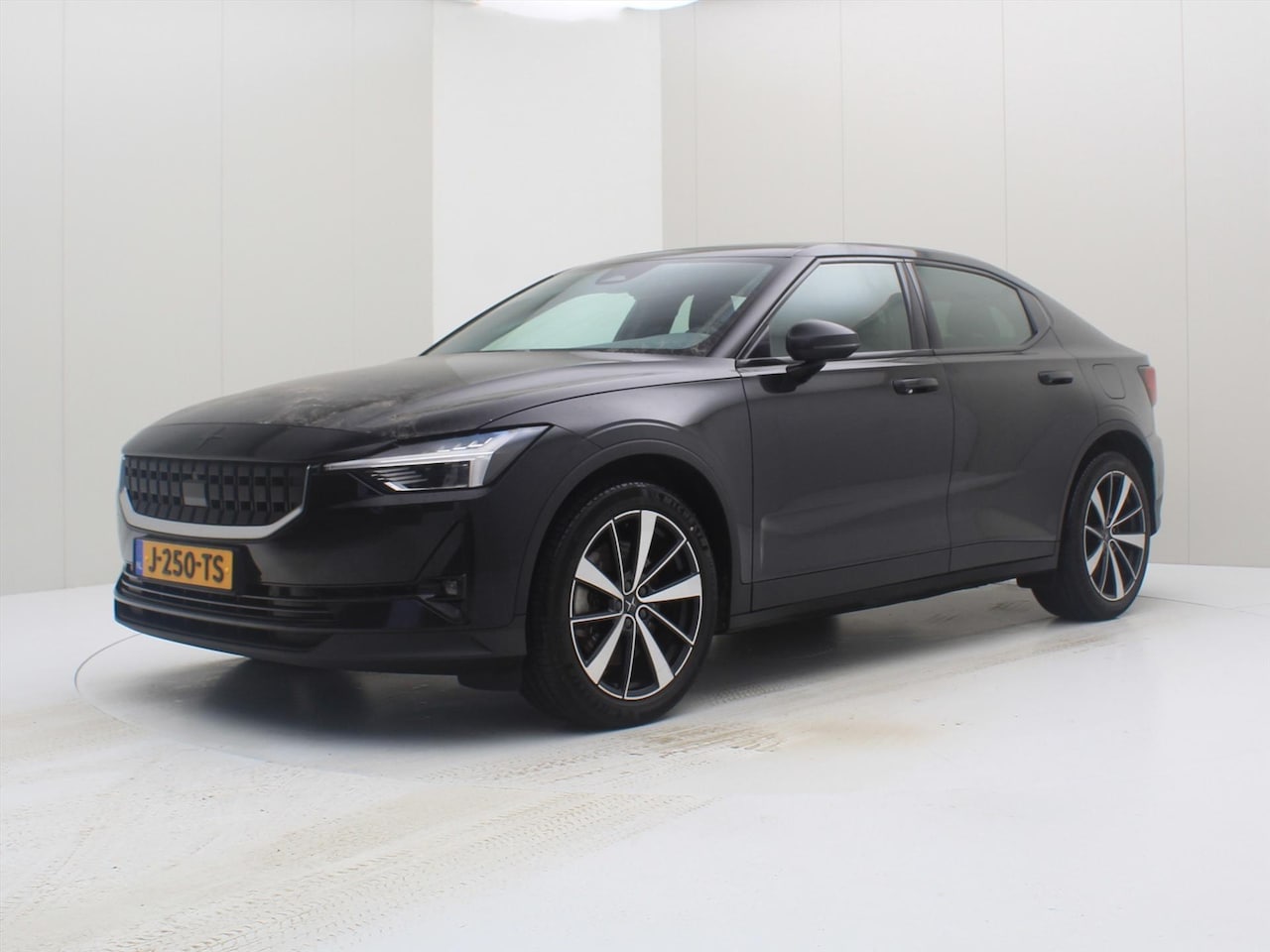 Polestar 2 - Long Range Dual Motor 408pk 94,2% SoH [ PILOT PLUS+TREKHAAK+PANO+STOELVERWARMING ] - AutoWereld.nl