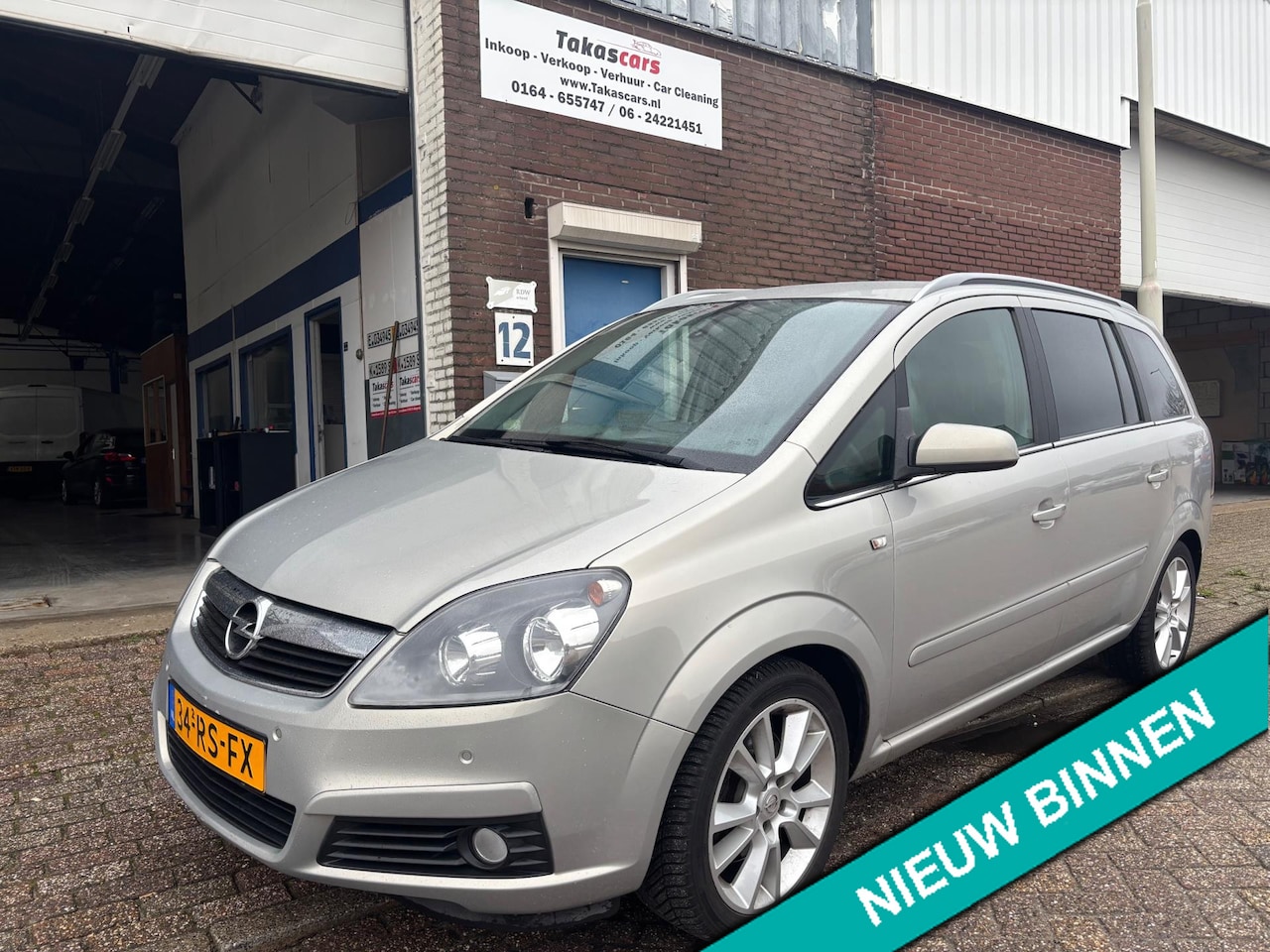 Opel Zafira - 2.2 Cosmo AUTOMAAT 7 ZITS &AIRCO&APK&LAGE KM NAP !! - AutoWereld.nl