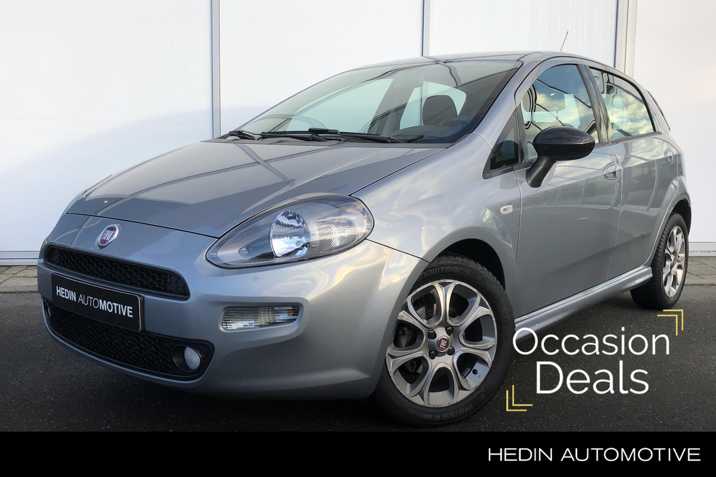 Fiat Punto Evo - 85PK TwinAir Easy | Trekhaak | Airco | Cruise Control | Lichtmetalen Velgen 15 Inch | Elek - AutoWereld.nl