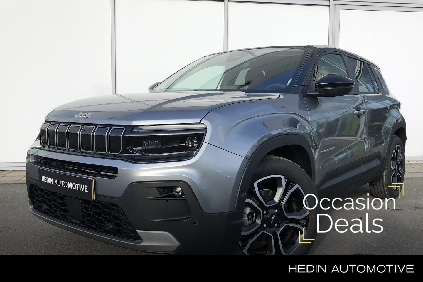 Jeep Avenger - Summit 54 kWh Navigatie | Achteruitrijcamera | Adaptieve Cruise Control | 18"LM-velgen | E - AutoWereld.nl