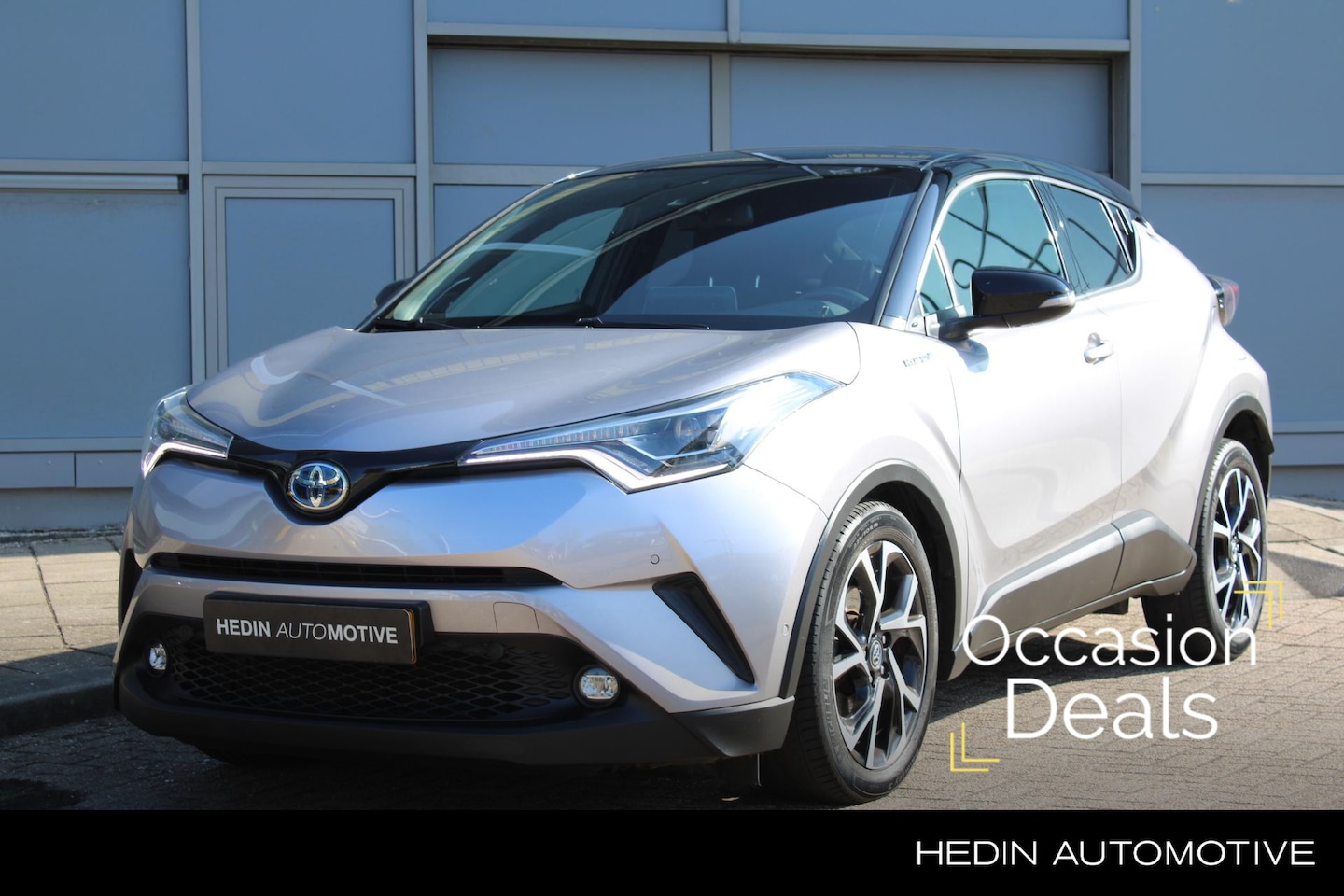 Toyota C-HR - 1.8 Hybrid Style | 10 jaar Fabrieksgarantie* | Trekhaak | Navigatie | Camera | Climate con - AutoWereld.nl