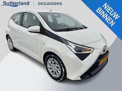 Toyota Aygo - 1.0 VVT-i x-play | Carplay | Achteruitrijcamera | Airco | Automaat