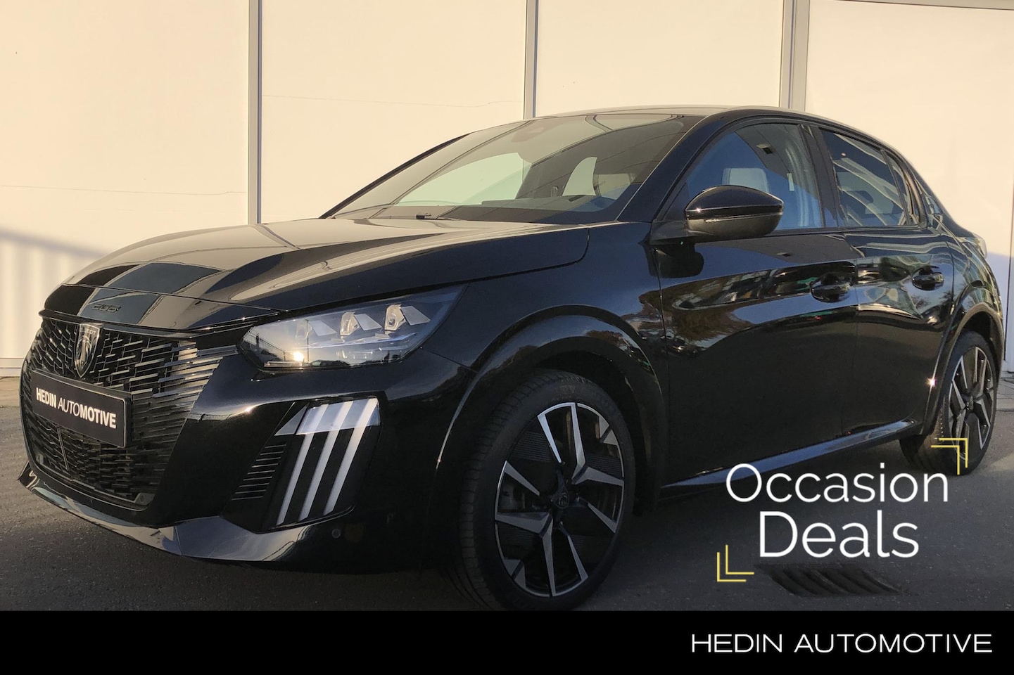 Peugeot 208 - 1.2 100PK GT | Navigatie | Camera | Climate control | Keyless | Carplay | PDC V+A | LMV 17 - AutoWereld.nl