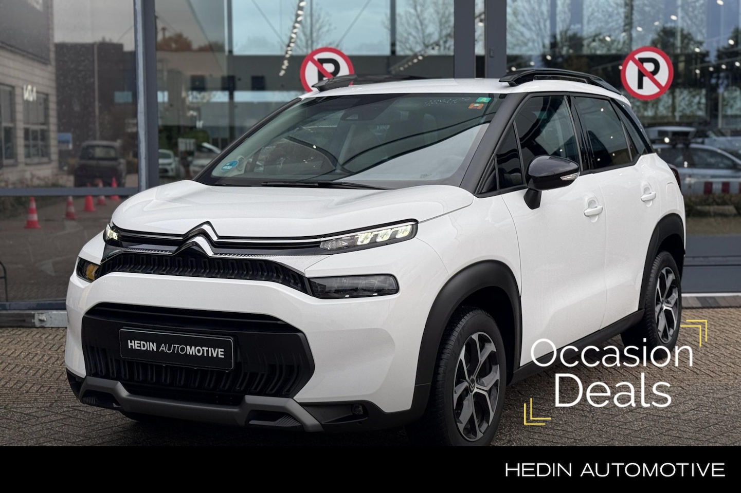 Citroën C3 Aircross - 1.2 110PK Feel | Navigatie | Cruise Control | Airco | Apple Carplay/Android Auto | DAB | P - AutoWereld.nl