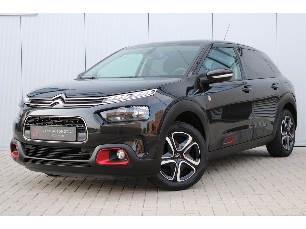 Citroën C4 Cactus - 1.2 Shine CARPLAY I CRUISE I CLIMA I NAVI I DAB I LPG I - AutoWereld.nl