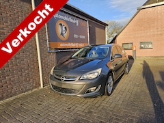 Opel Astra - 1.4 Turbo Cosmo