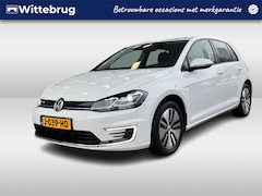 Volkswagen e-Golf - E-DITION / Navigatie / LED / Digital cockpit / Parkeersensoren / 16''LMV