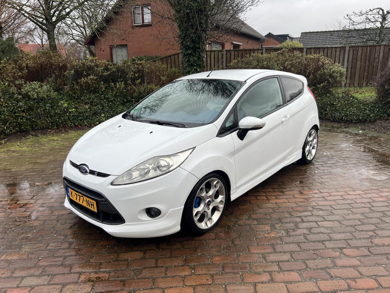Ford Fiesta - 1.6 Sport Leder| Stoelverwarming - AutoWereld.nl