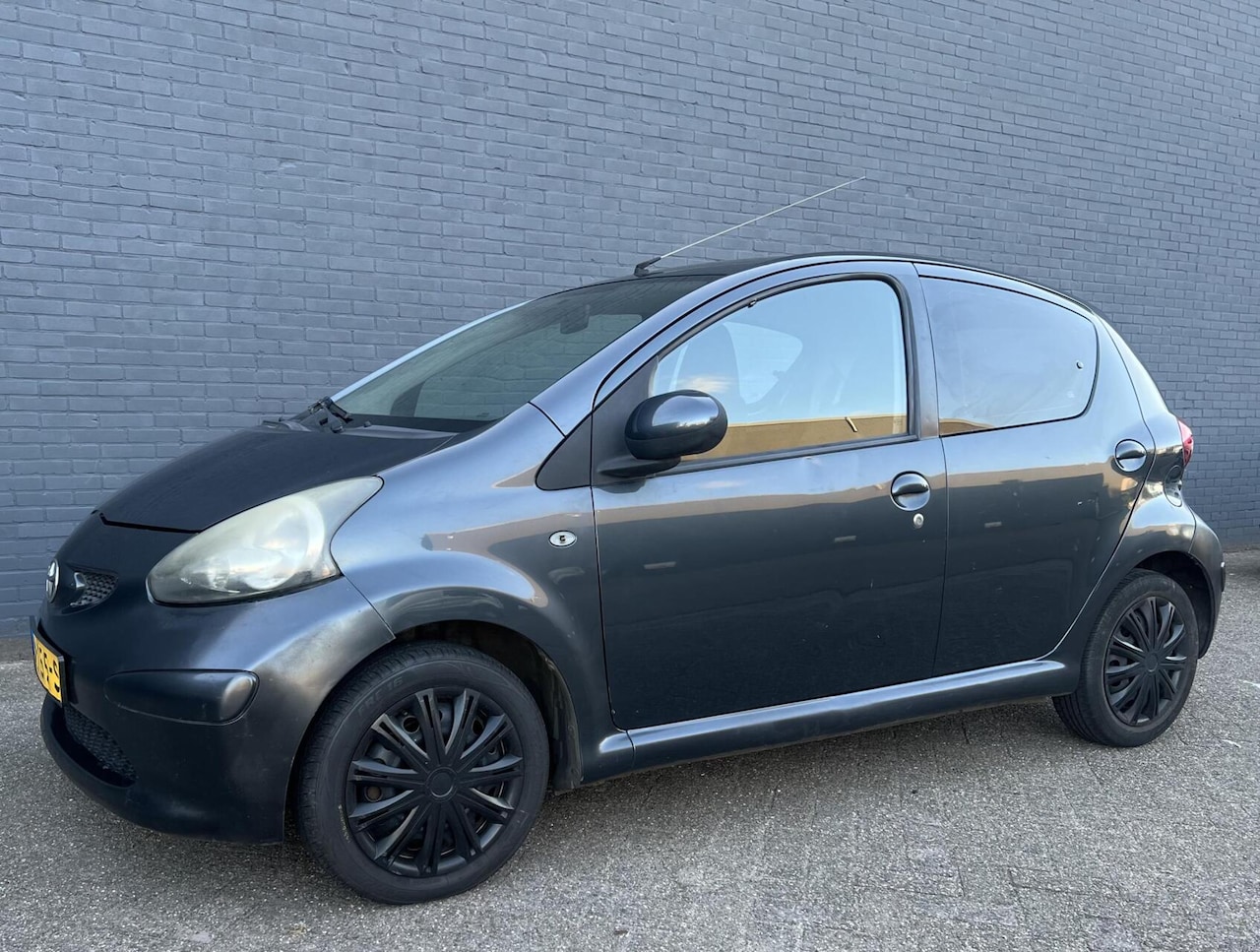 Toyota Aygo - 1.0-12V + inruilkoopje - AutoWereld.nl