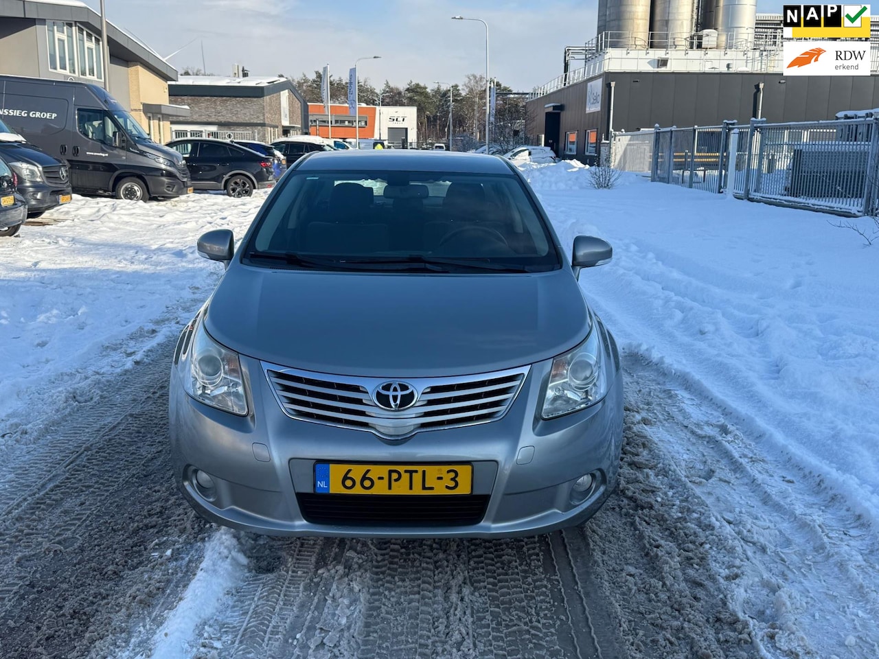 Toyota Avensis - 1.8 VVTi Business 1.8 VVTi Business - AutoWereld.nl