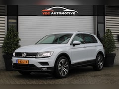 Volkswagen Tiguan - 1.4 TSI Highline Trekhaak | Camera | ACC | Keyless | Virtual Cockpit | White Silver | LED