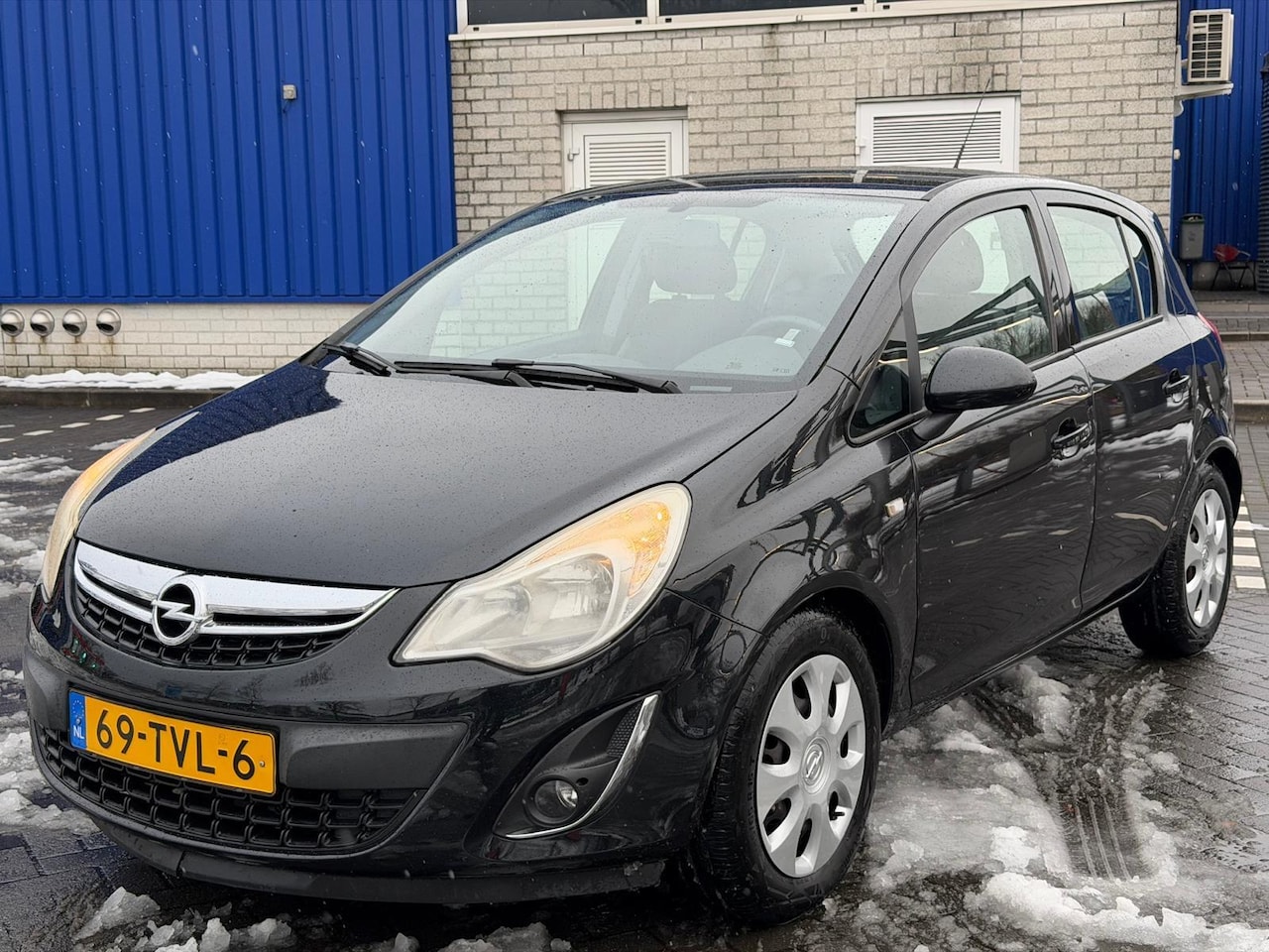 Opel Corsa - 1.2-16V Anniversary Edition/Automaat/Airco/Cruise/NAP - AutoWereld.nl