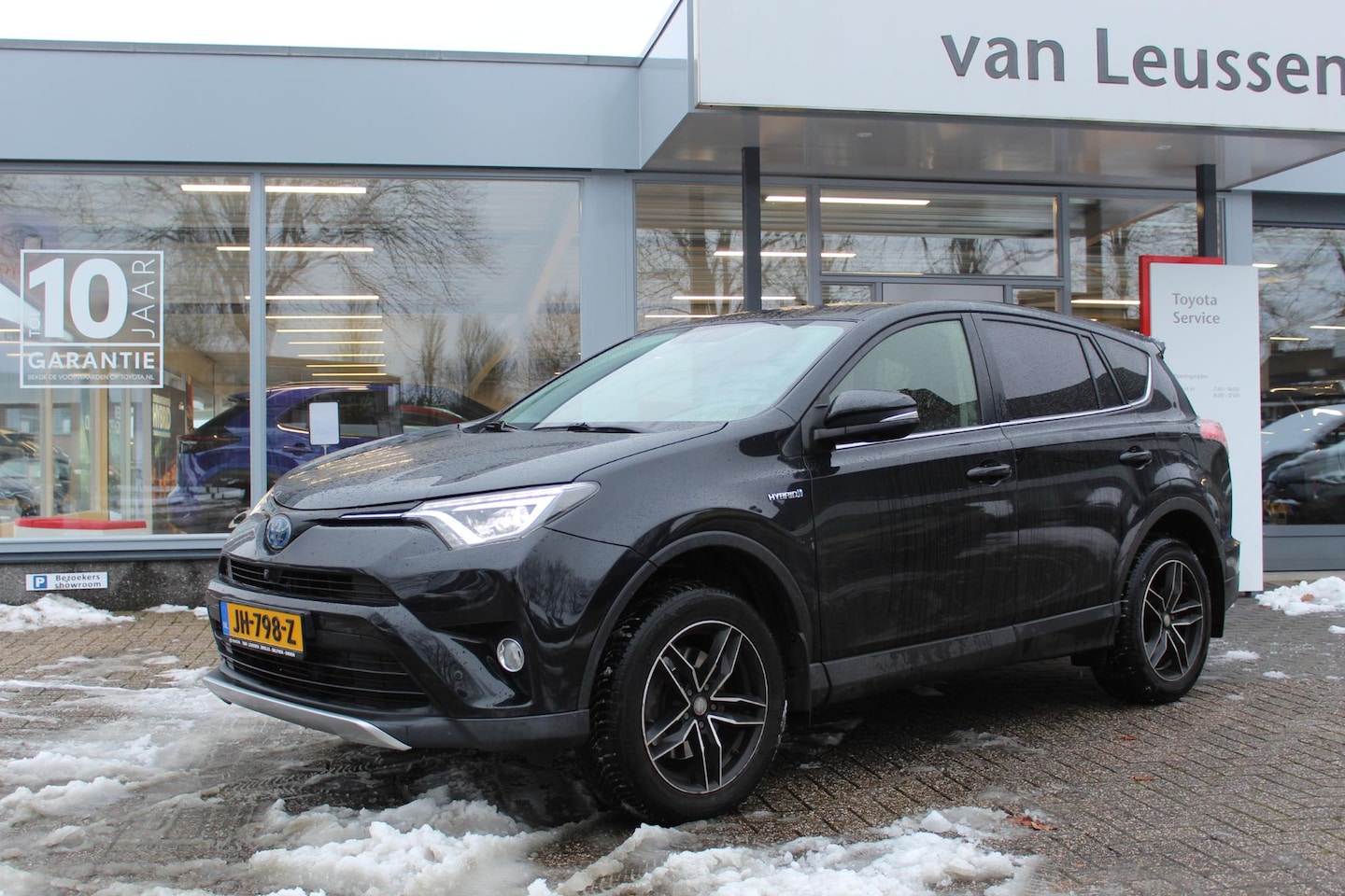 Toyota RAV4 - 2.5 Hybrid AWD Executive Business TREKHAAK ALL SEASONS LED 360 CAMERA DAB NAVI STOELVERW E - AutoWereld.nl